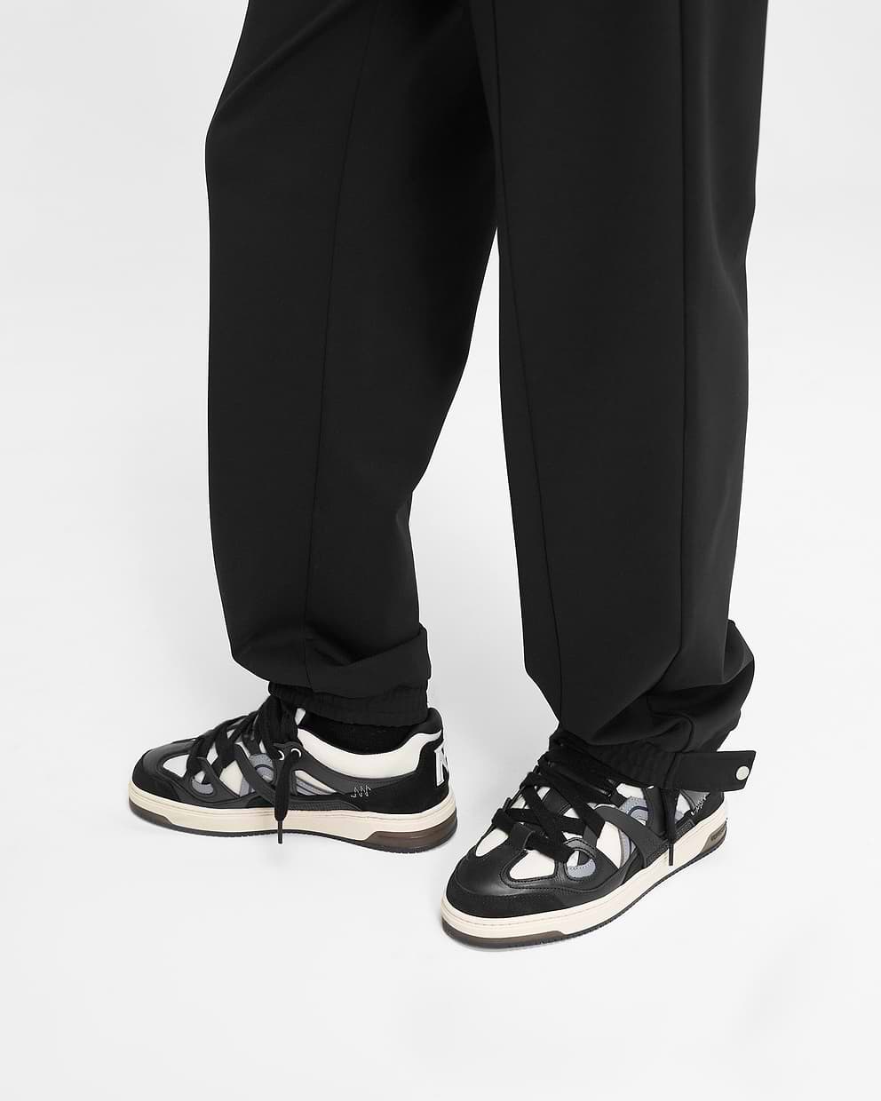 Relaxed Tracksuit Pant - Black